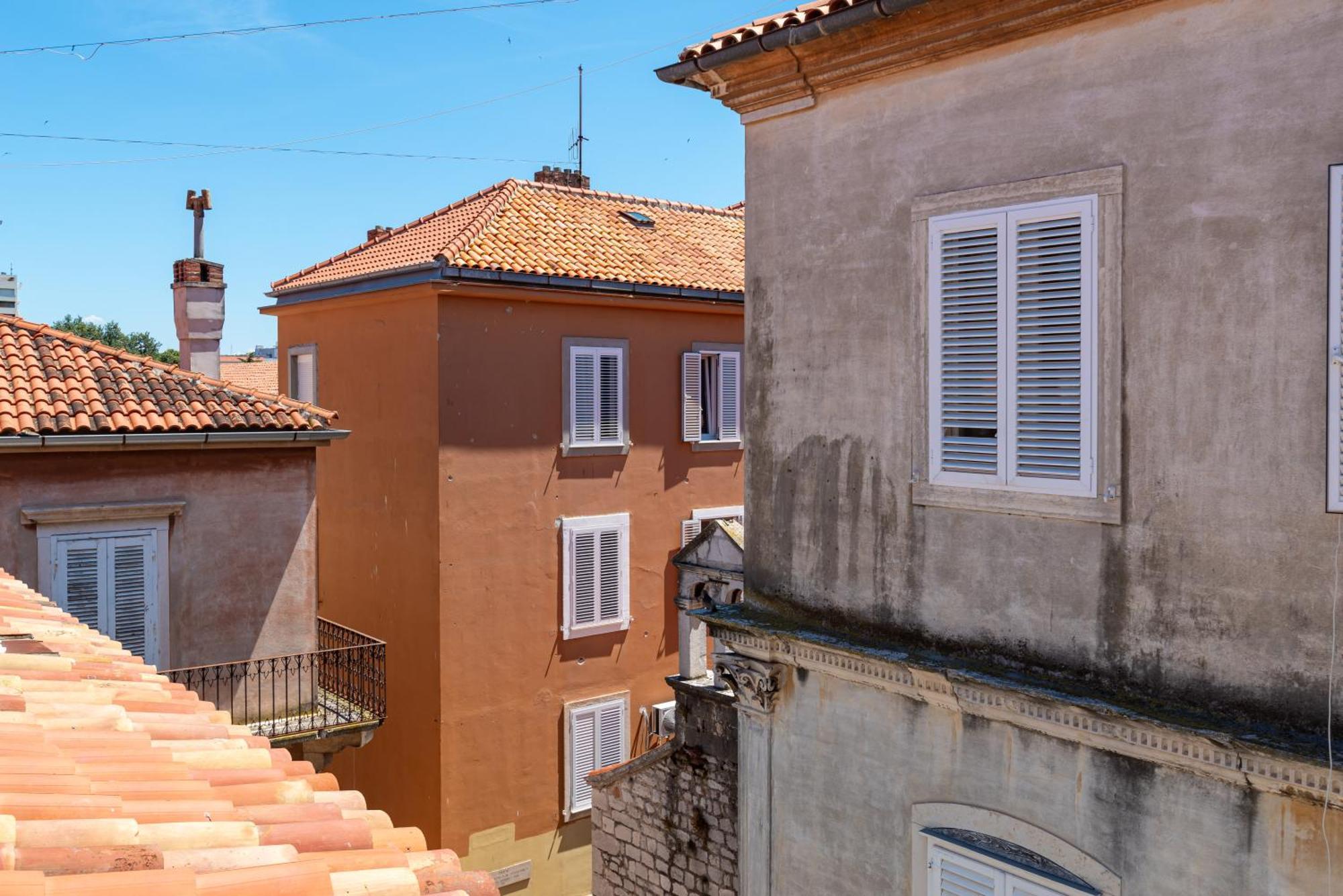 Timeless Antique Old Town With Terrace Apartment Zadar Exterior photo